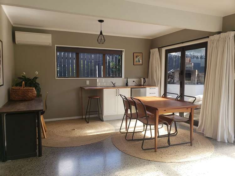 20 The Glebe Coastlands_8