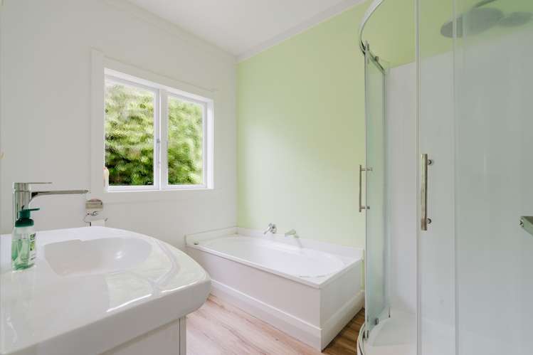 55 Naylor Street Hamilton East_12