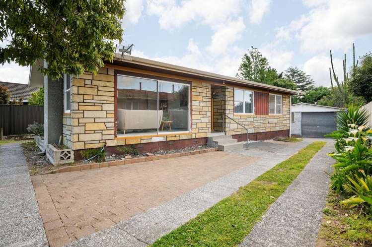 38 Forth Crescent Glenview_19