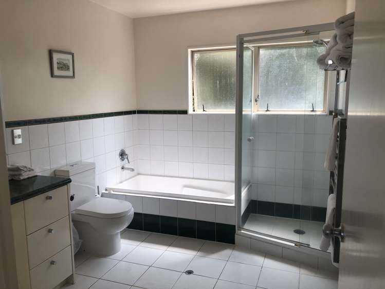 2/18 Auckland Road Saint Heliers_11