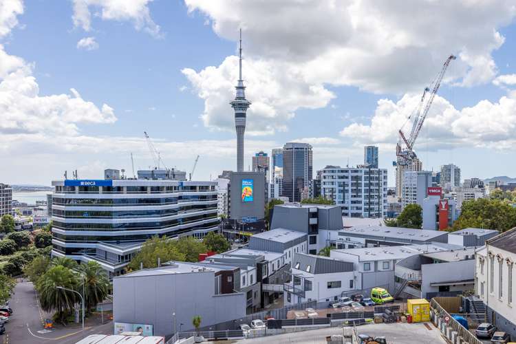 7f/22 Beresford Square_0