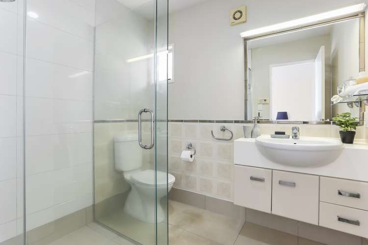 7 Alfred Street Northcote Point_11