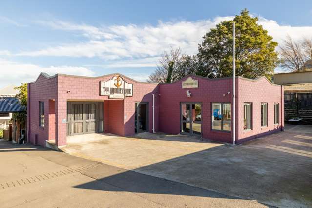 Versatile Opportunity in Lyttelton's Heart