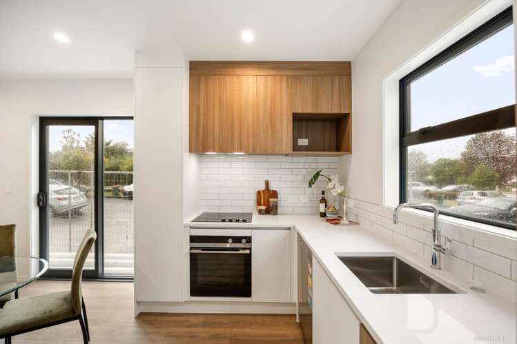 Lot 3-5 /2-4 Moa Road Pt Chevalier_8