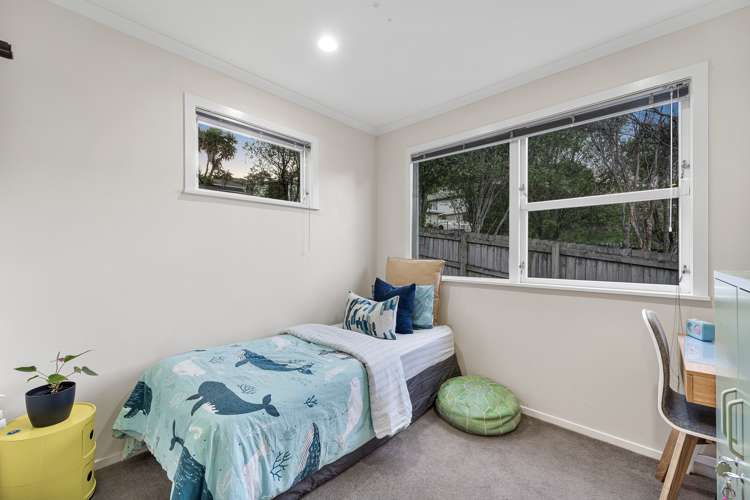 29 Hatherlow Street Glenfield_12