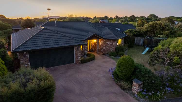 6 Runanga Grove Waikanae_25