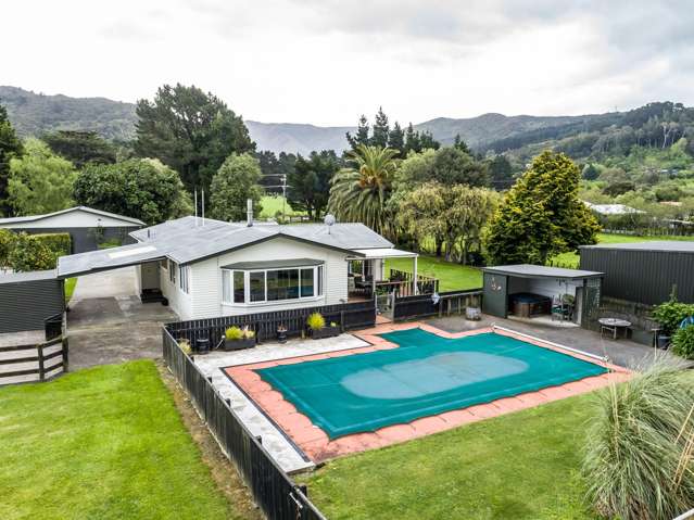 49 Western Lake Road Featherston_4