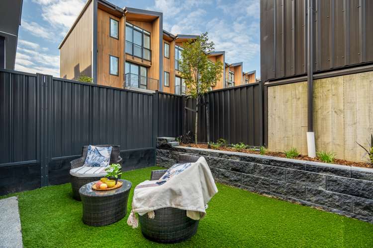 66 Scoria Crescent Stonefields_17