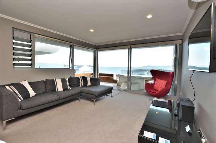 15/225 Lake Terrace Waipahihi_9