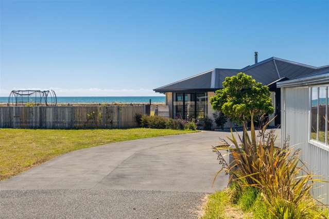 37 Ocean View Crescent Rarangi_2