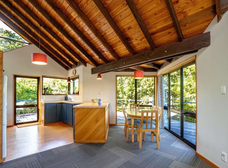 69 Woodills Road Akaroa_13