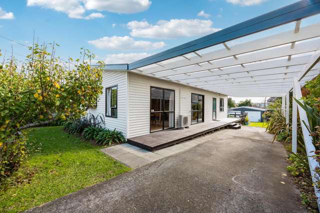 44 McIntyre Road Mangere Bridge_3