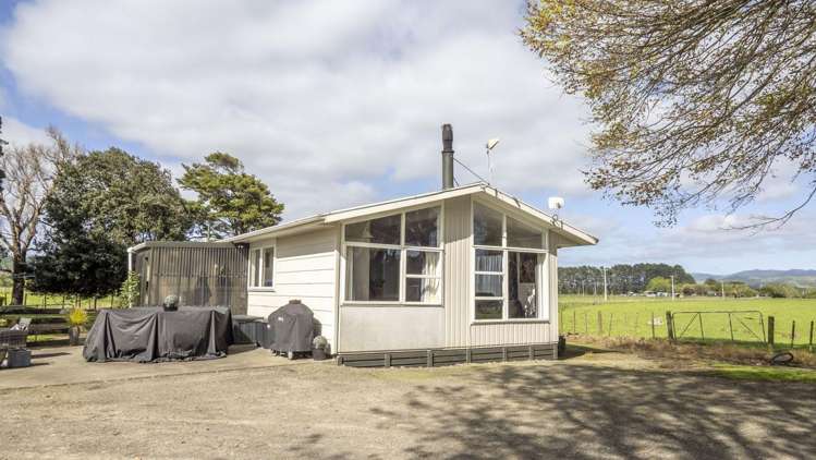 243 Doughertys Road Pahiatua_9