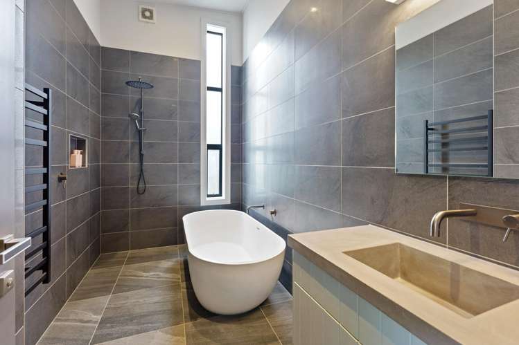 7 Tutere Street Waikanae Beach_12