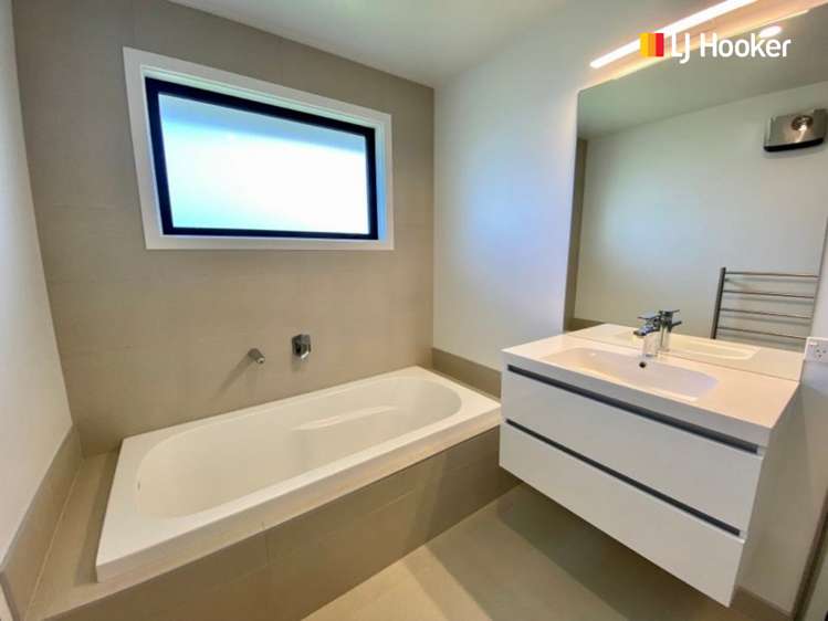 14 Anderton Crescent Mosgiel_9