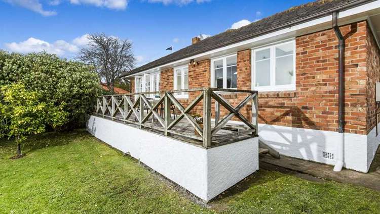 78a Lake Road Narrow Neck_11