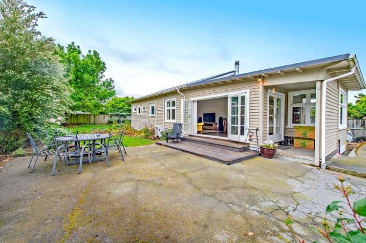 135b High Street Southbridge_1