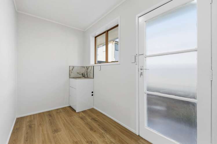 2/7 Elizabeth Avenue Papatoetoe_11