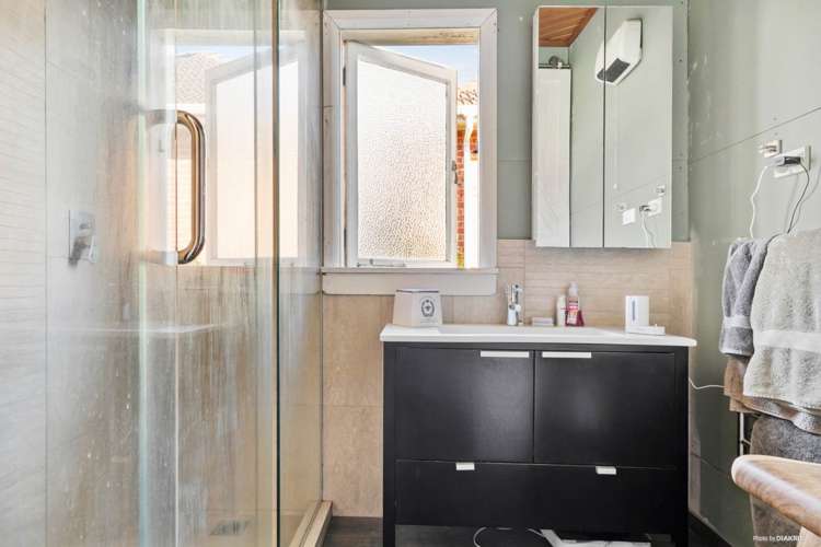 53 Kautami Avenue Papatoetoe_16