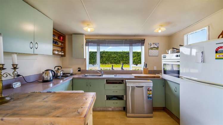 14 Pacific Drive Southbridge_6