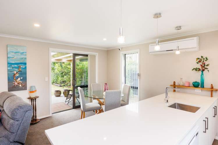 6 Bryant Street Takaro_11