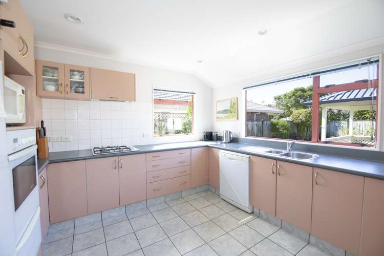 8 Gresham Place Taradale_20