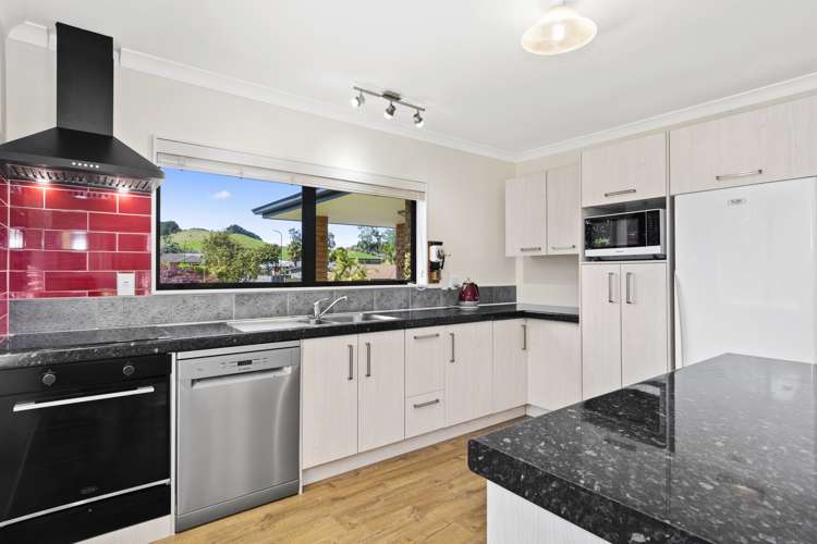 16 Rosella Drive Welcome Bay_17