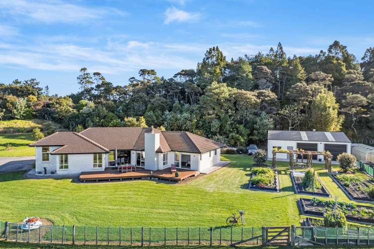 319a Wishart Road Helensville_0
