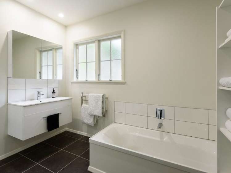 14 Tai Paku Paku Road Karaka Bays_10