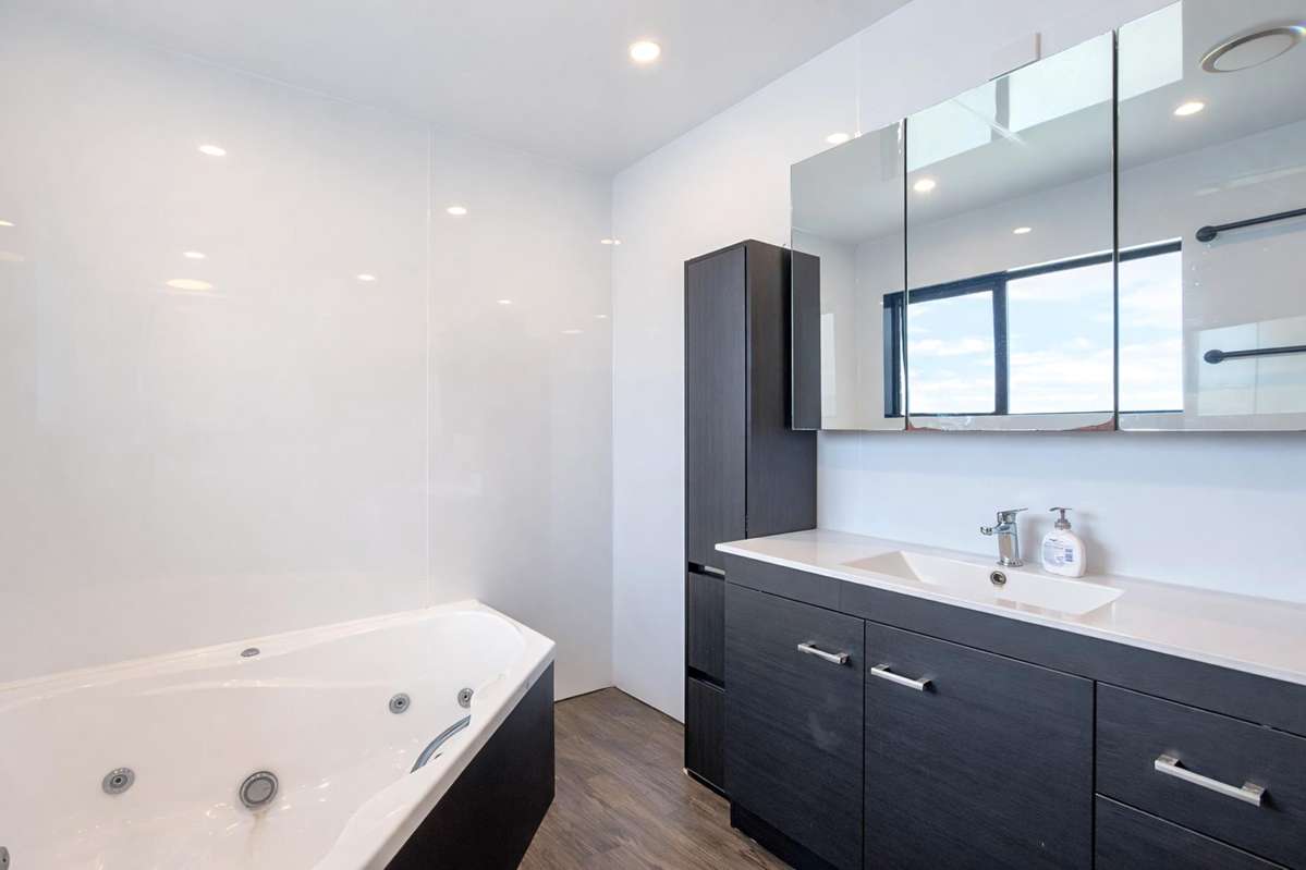 10 Scriveners Road_4