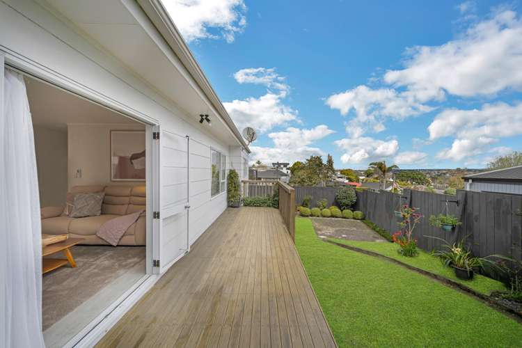 2/154 East Coast Road Forrest Hill_14