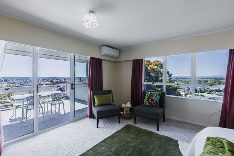 81 Churchill Drive Taradale_18