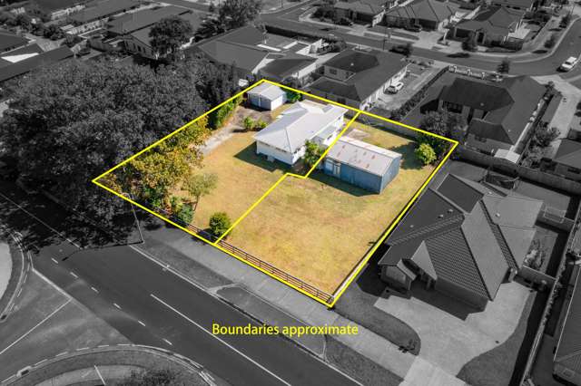 Flat 718sqm Section