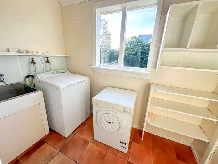 11 Maddren Street Winchester_16