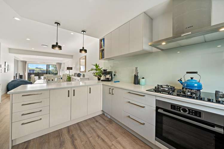 15 Moki Place Long Bay_7