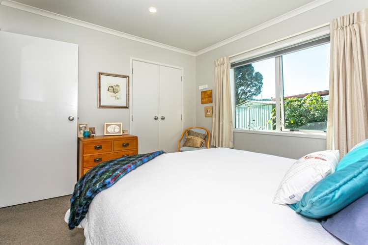 203b The Square Whangamata_18