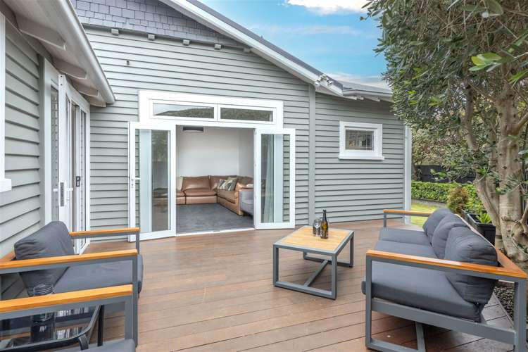 1 Conway Street Somerfield_17