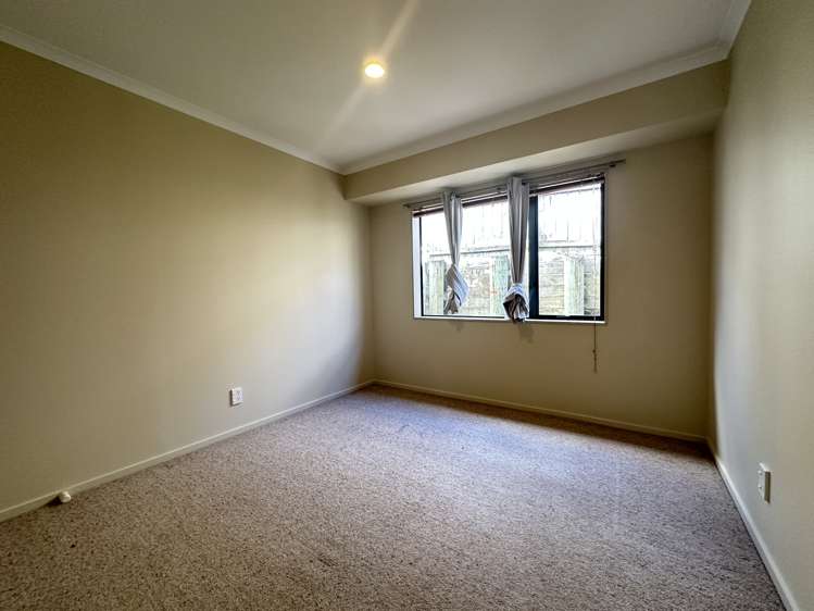13 Brunswick Rise Mangere_8