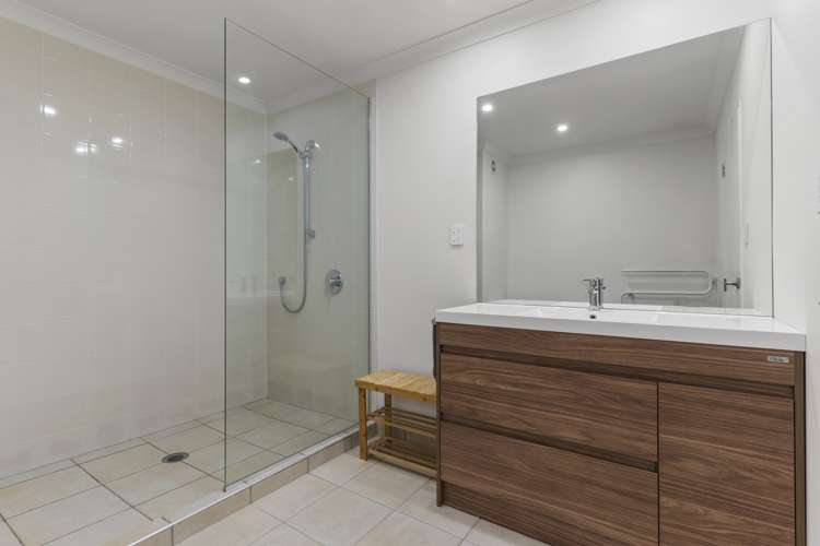 11/5 Monte Cassino Place Birkdale_10