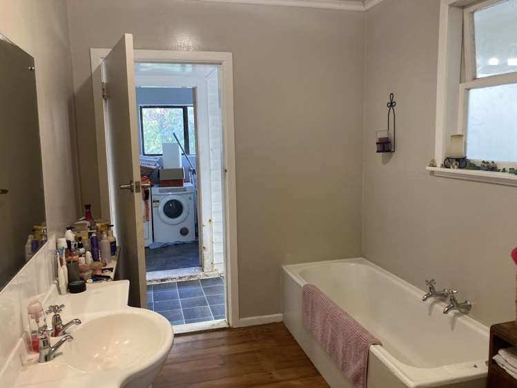 1660 Ohura Road Douglas_6