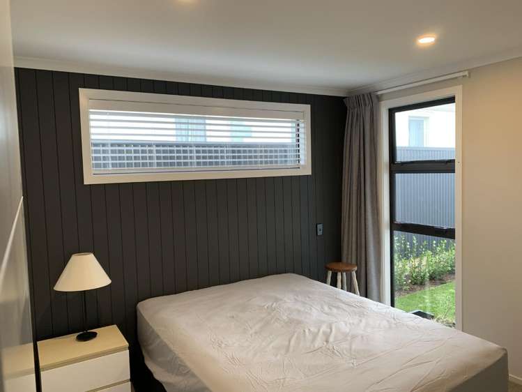 1 Rhodes Street 11293_5