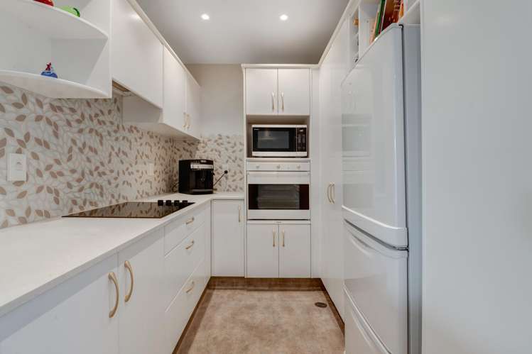 3A/171 Hurstmere Road Takapuna_14