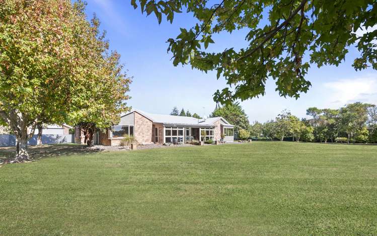 98 Polson Hill Drive Aokautere_6