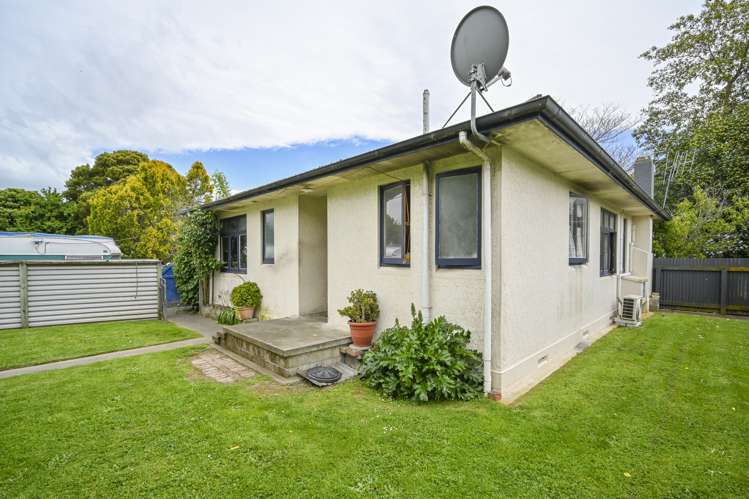 7 Livingstone Road Flaxmere_14