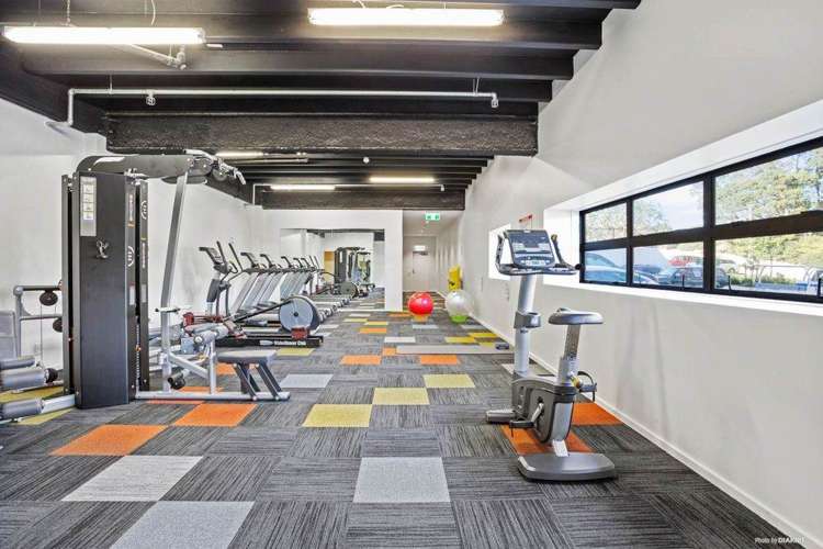 5B/30 Westward Ho Glen Eden_9