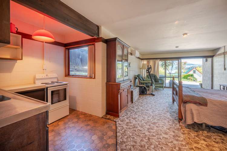 15 Muter Street Akaroa_18