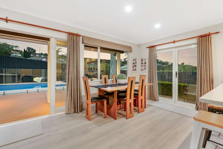 14 Astor Place Orewa_18