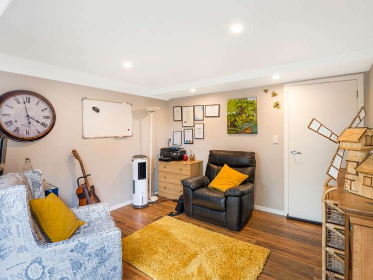 31 Brassey Road Saint Johns Hill_29