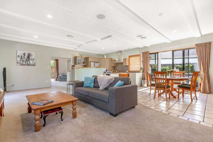 8 Piha Close Papamoa_11