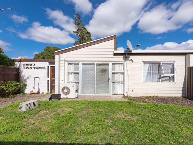 2/68 Maxwell Road Blenheim Central_11